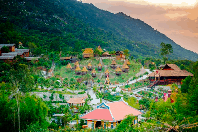 Toà n cảnh khu du lá»ch tắm bùn TrÄm Trứng Nha Trang (Ảnh: Sưu tầm)
