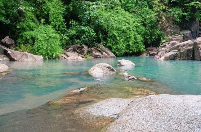 suối đá vũng tàu suối đá vũng tàu