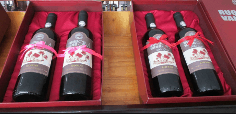 Đặc sản rượu sim Phú Quốc làm quà