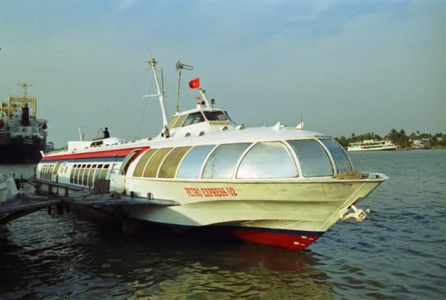 Tàu cánh ngầm Vina Express (ảnh ST) Tàu cánh ngầm Vina Express (ảnh ST)