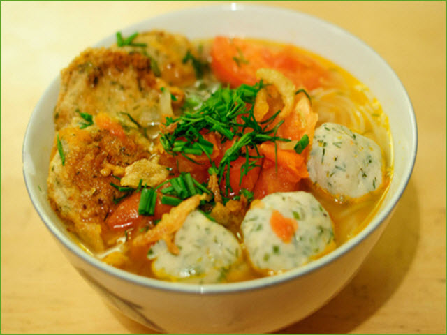 bún chả cá - đặc sản Quy Nhơn - phượt Quy Nhơn