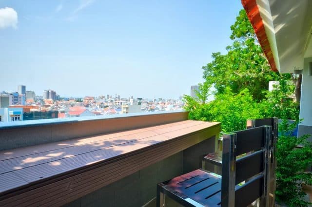 Phòng ngủ thiết kế đẹp mắt - view nhìn ra trọn bộ cảnh sắc Vũng Tàu (ảnh ST) Phòng ngủ thiết kế đẹp mắt - view nhìn ra trọn bộ cảnh sắc Vũng Tàu (ảnh ST)