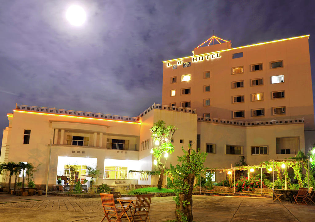 Long Beach Hotel - khách sạn Tuy Hòa