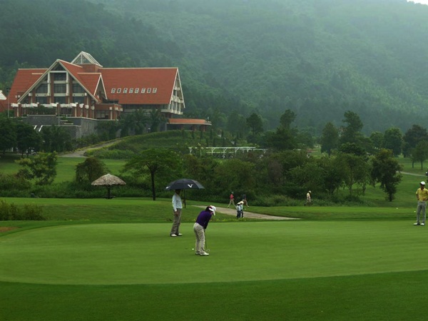 Tam Dao Golf Resort- resort Tam Đảo