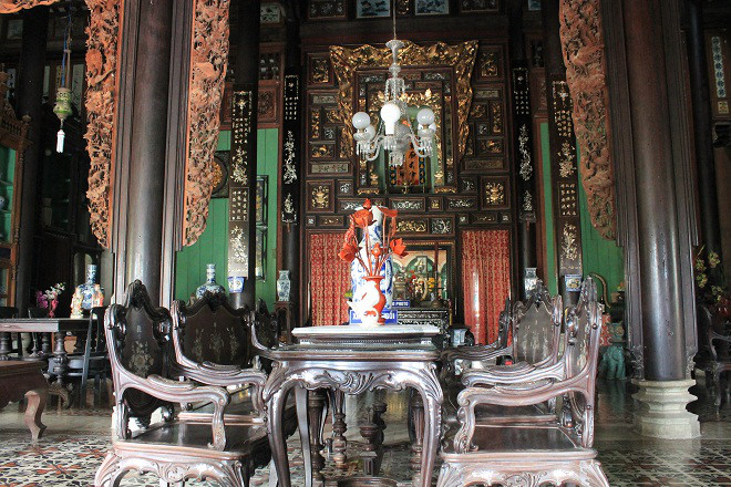 Nội thất bên trong nhà cổ (nguồn sưu tầm) Nội thất bên trong nhà cổ (nguồn sưu tầm)