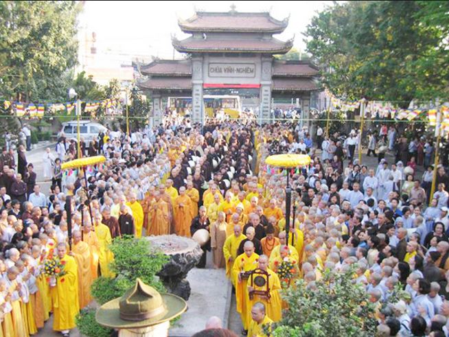 Buổi lễ tại chùa Vĩnh Nghiêm TP Hồ Chí Minh