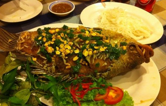 Món cá mặt quỷ Món cá mặt quỷ