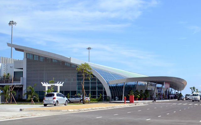 Sân bay Tuy Hòa cách trung tâm thành phố 10km (Ảnh: sưu tầm)