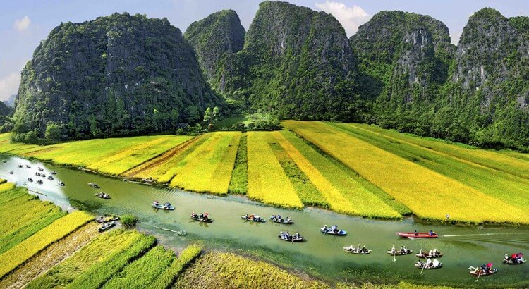 tam cốc bích động