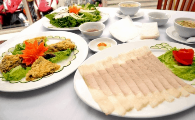 Bánh tráng cuốn thịt heo - đặc sản Đà Nẵng 