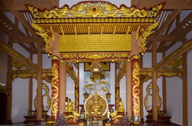 Chánh điện là nơi lớn nhất của chùa (ảnh st)