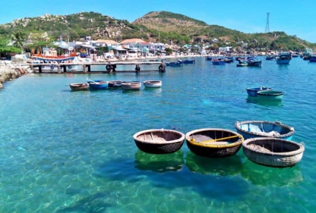 đến thăm làng chài bình hưng nha trang