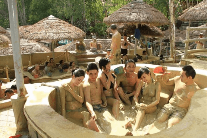Công viên nước ở Sài Gòn này còn có dịch vụ tắm bùn (ảnh sưu tầm) công viên nước lớn nhất sài gòn
