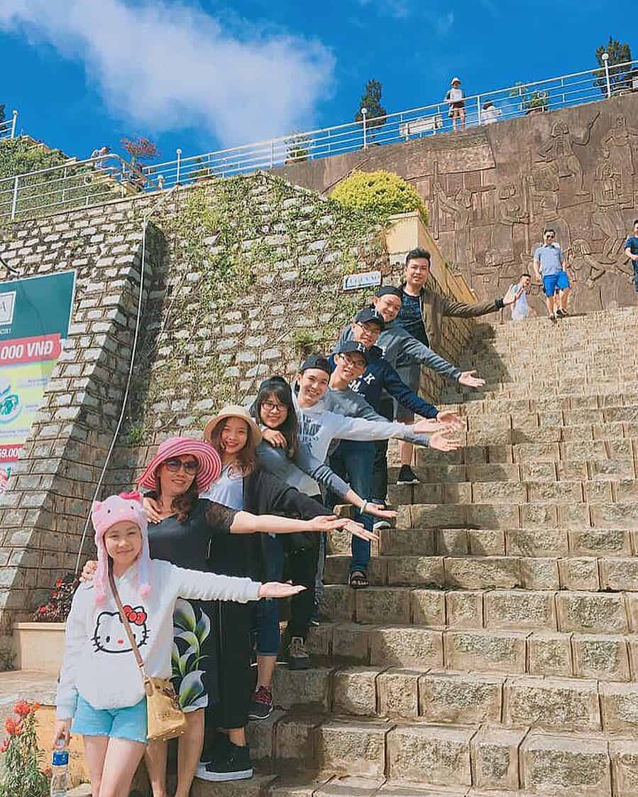 Tham quan đồi Robin Tham quan đồi Robin