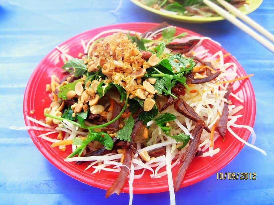 Nộm bò khô phố Hàm Long