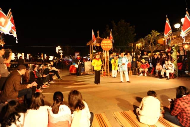 Hát Bài chòi nổi tiếng của người dân miền Trung (Ảnh: ST)