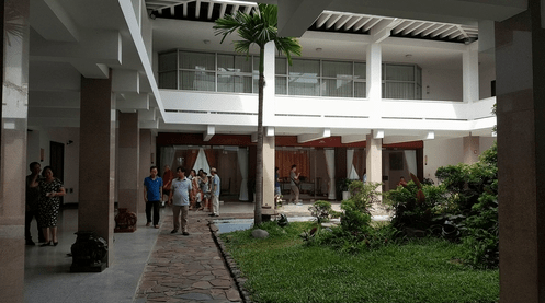 Khu nhà ở của gia đình Tổng Thống tham quan dinh độc lập