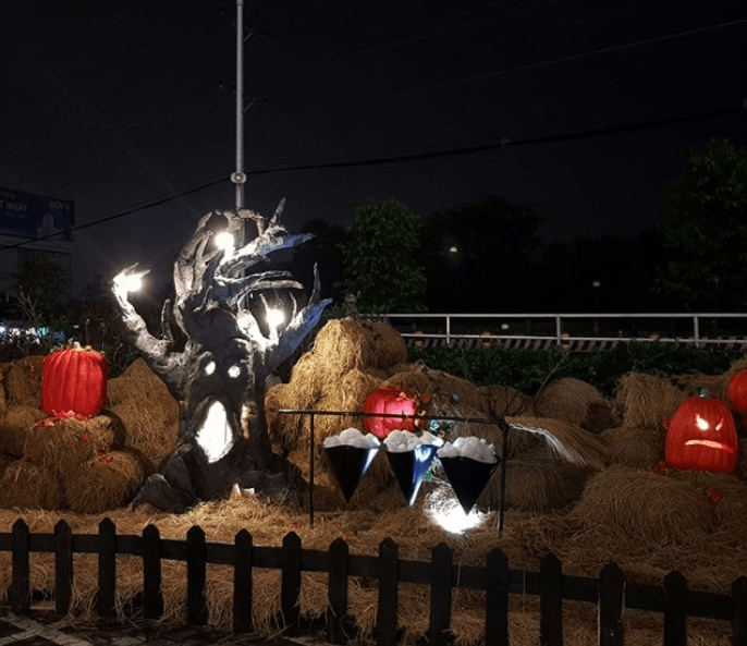 Chơi Halloween ở Sài Gòn (ảnh sưu tầm) Chơi Halloween ở Sài Gòn (ảnh sưu tầm)