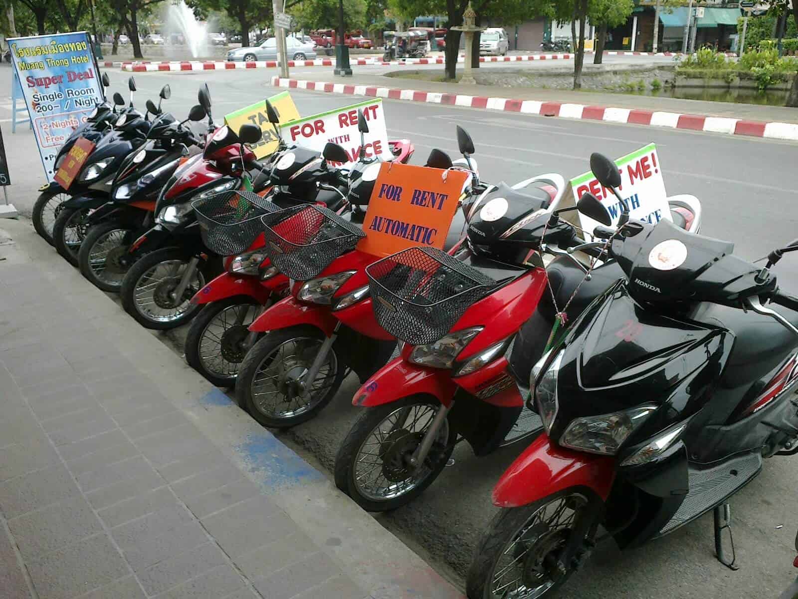 Top 5 địa chỉ cho thuê xe máy ở Hà Nội uy tín giá rẻ - Vntrip.vn