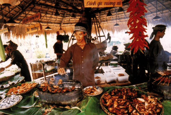 Hình ảnh tiệc buffet tổ chức tại khu du lịch Bình Quới 1 Hình ảnh tiệc buffet tổ chức tại khu du lịch Bình Quới 1
