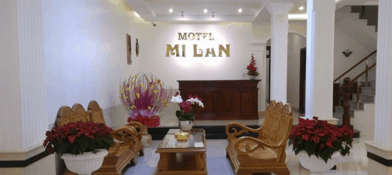 Không gian sảnh chính của Mi Lan Hotel Không gian sảnh chính của Mi Lan Hotel