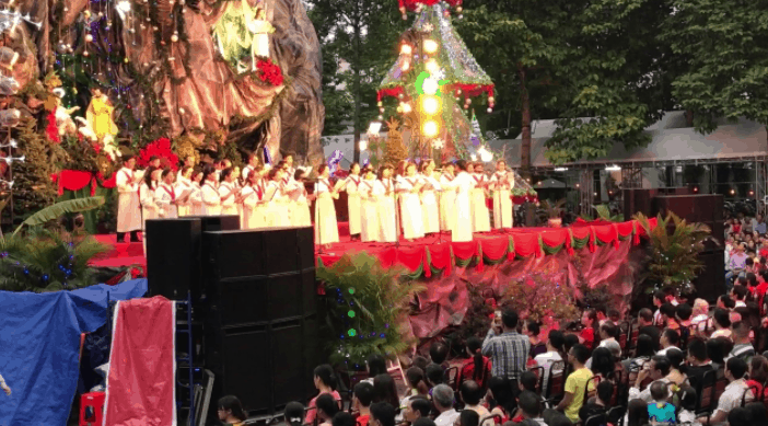 Không khí Noel tại nhà thờ Hạnh Thông Tây năm 2016 Không khí Noel tại nhà thờ Hạnh Thông Tây năm 2016