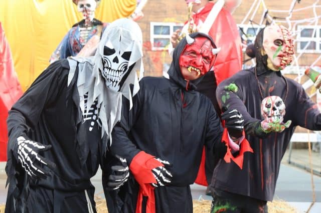 Trang phục cho lễ hội Halloween Trang phục cho lễ hội Halloween