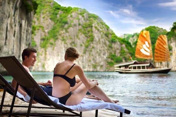 Tuần trăng mật ở vịnh Hạ Long
