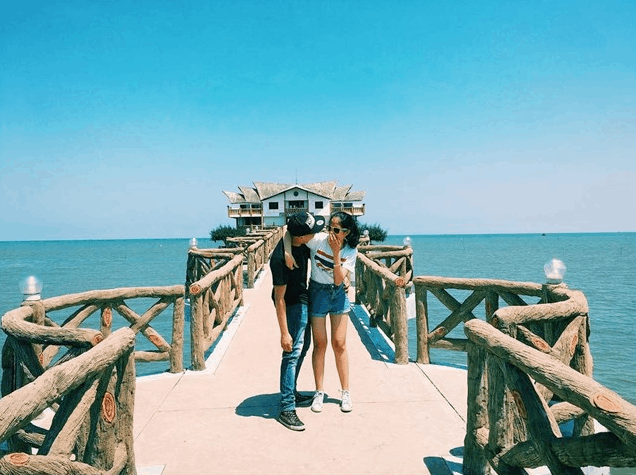 Cây cầu lãng mạn (sưu tầm) khu du lịch cần giờ ở đâu