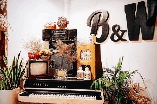 Không gian đậm chất vintage (sưu tầm) quán cafe đẹp ở vũng tàu