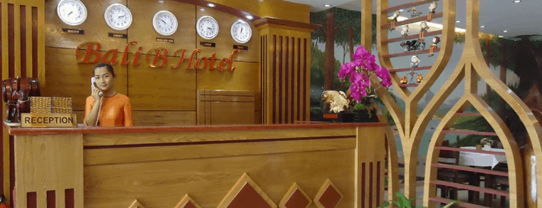 Hình ảnh quầy lễ tân tại nhà nghỉ Bali B Hình ảnh quầy lễ tân tại nhà nghỉ Bali B