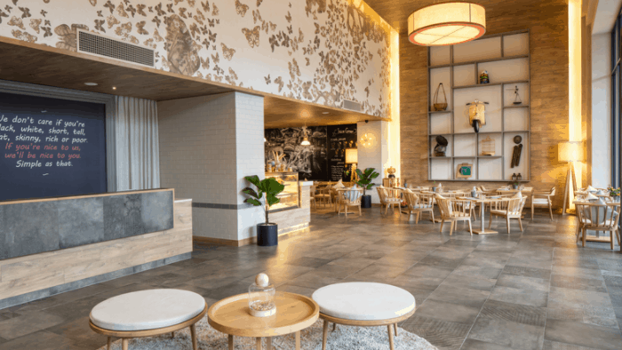 Hình ảnh sảnh chính khách sạn Fusion Suites Hình ảnh sảnh chính khách sạn Fusion Suites