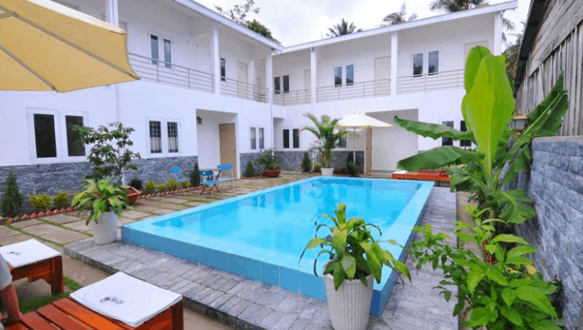 Bể bơi ngoài trời tuyệt đẹp tại Orchid Guest House Bể bơi ngoài trời tuyệt đẹp tại Orchid Guest House