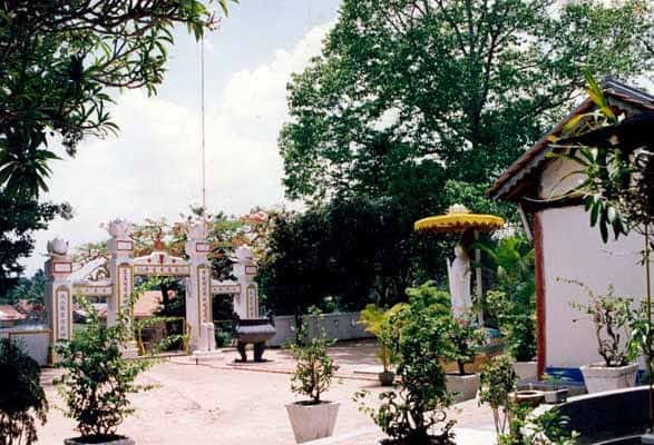 Một góc thanh tịnh của ngôi chùa (Ảnh ST)
