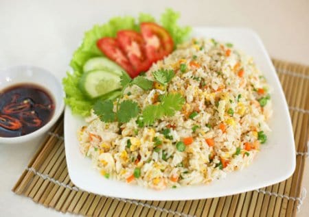 Cơm chiên hải sản (Ảnh ST)