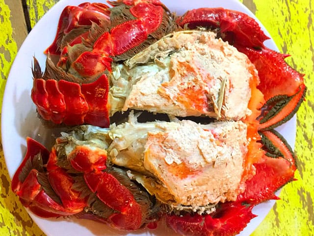 Thịt cua huỳnh đế cực kì ngon, thơm, thịt rất chắc, độ đạm cao có trong thịt cua khiến món ăn này trở nên vô cùng bổ dưỡng (Ảnh ST)