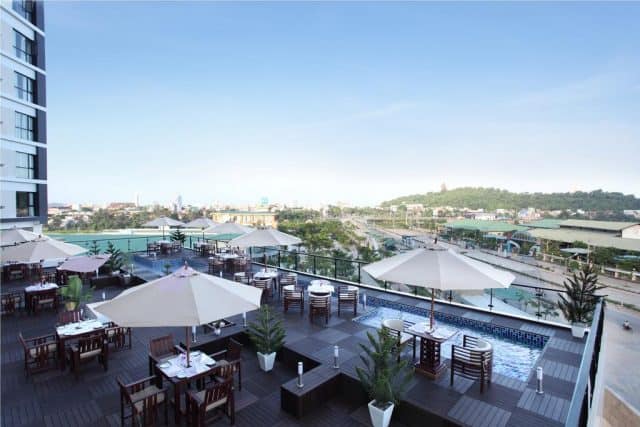 Nhà hàng sang trọng trong khách sạn (Ảnh ST)