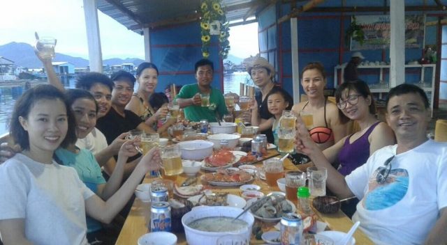 Homestay cung cấp dịch vu ăn uống cho du khách (Ảnh ST)
