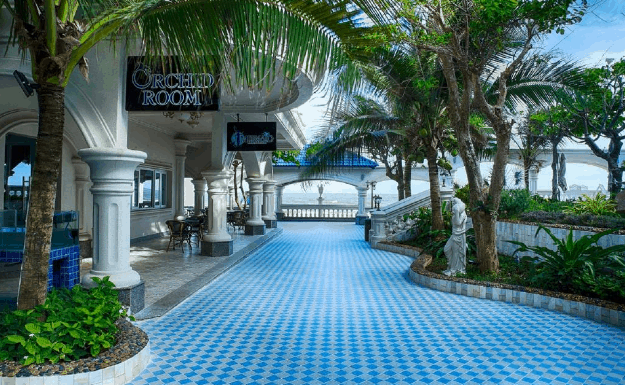 Gam màu chủ đạp là xanh - trắng (sưu tầm) Lan Rừng Resort & Spa
