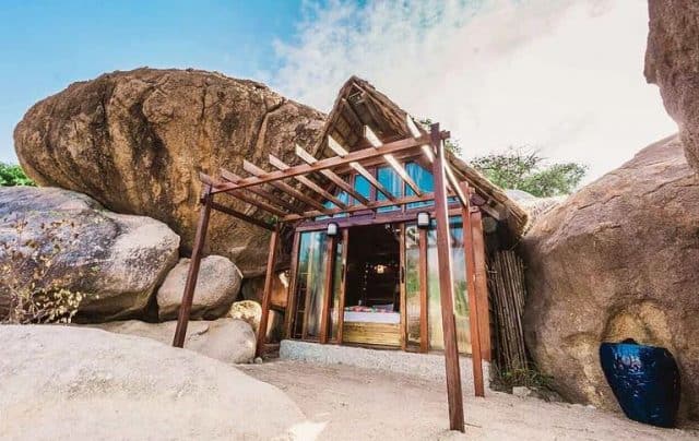 Một chòi nghỉ vô cùng độc đáo dễ thương ngay ở vách đá (ẢNH ST)