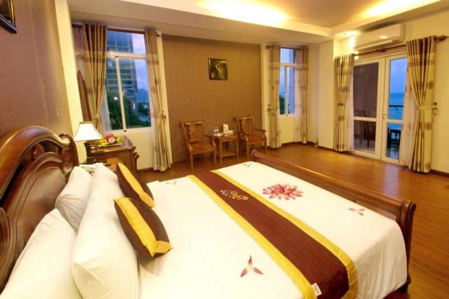 Phòng ngủ thiết kế trang nhã và tinh tế (Ảnh ST)
