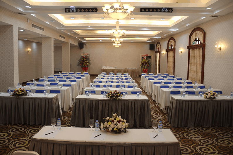 Không gian sảnh hội nghị tại khách sạn Continental Không gian sảnh hội nghị tại khách sạn Continental