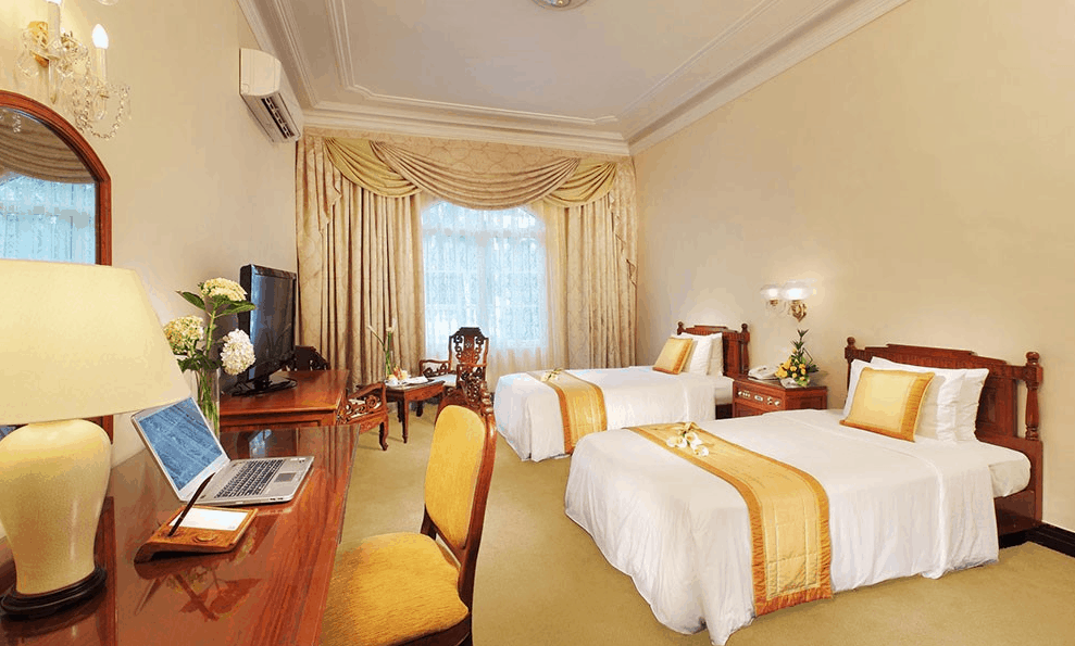 Phòng nghỉ tại Continental được trang bị đầy đủ đồ dùng tiện nghi Phòng nghỉ tại Continental được trang bị đầy đủ đồ dùng tiện nghi