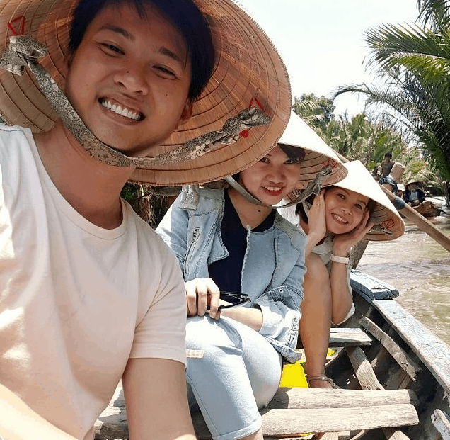 Tận hưởng niềm vui tại khu du lịch Lan Vương