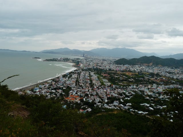 Toà n cảnh thà nh phỠnhìn từ núi Cô Tiên (Ảnh ST)