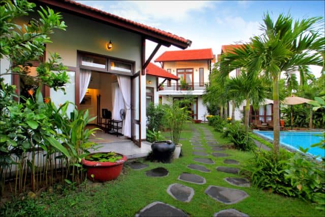 Văn Lan Riviera Villas với 6 biệt thự trong đó có 4 biệt thự đơn (1 phòng ngủ) và 2 biệt thự hai tầng (2 phòng ngủ) (Ảnh ST)