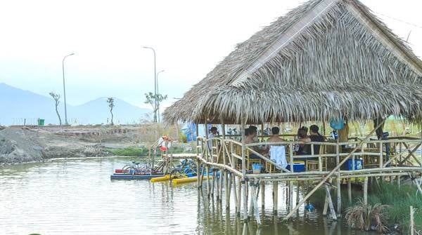 "Chân trời góc bể" là nơi "tụ tập" hội họp, vui chơi cùng bạn bè gia đình. (Ảnh: ST)