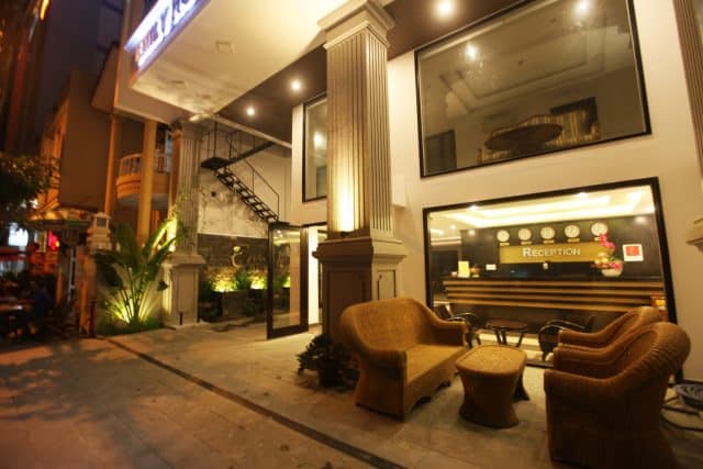 Không gian lung linh tại Emily Hotel (Ảnh ST)