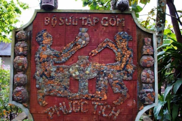 Những cơ sở sản xuất gốm trong làng (Ảnh ST)