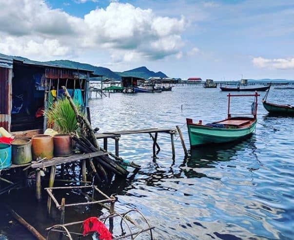 cầu gỗ ra nhà bè Rạch Vẹm nhà bè Rạch Vẹm